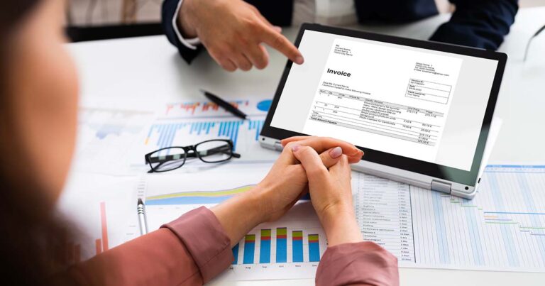 Découvrez le calendrier de déploiement de la facturation électronique en France. Comprenez les obligations, les échéances et les solutions pour votre entreprise.